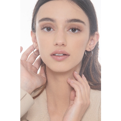 Boucles d'oreilles créoles ouvertes en or blanc 18k et diamants