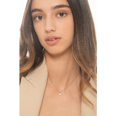 Collier or blanc 18k étoile diamants