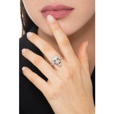Bague tête de mort en or blanc 18K diamants blancs et yeux noirs