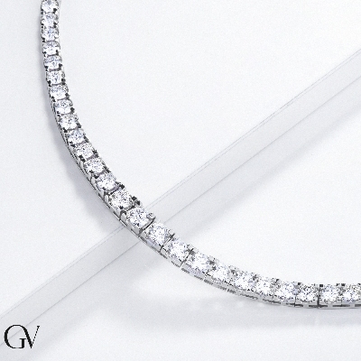 Collier tennis dégradé en or blanc 18k avec diamants 18,12 ct