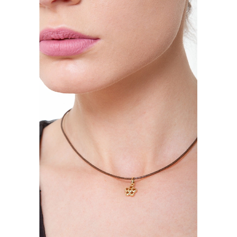 Pendentif fleur bombée en or jaune 18k Pendentif fleur bombée en or jaune 18k