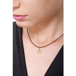 Pendentif étoile avec visage en or jaune 18k 2