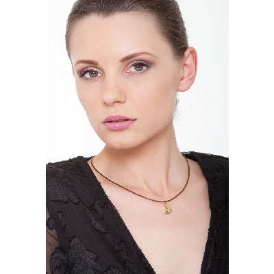 Pendentif lune en or jaune 18 carats diamanté