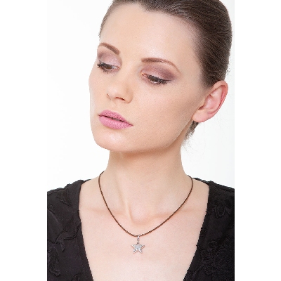 Pendentif étoile en or blanc 18K 