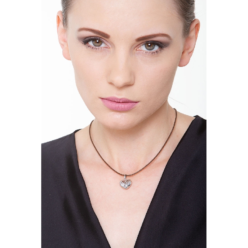 Pendentif cœur en or blanc 18K diamanté Pendentif cœur en or blanc 18K diamanté