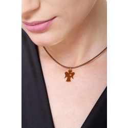 Pendentif ange en or jaune 18k avec cœur. 2