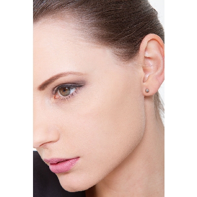 Boucles d’oreilles boule en or blanc 18k 4 mm