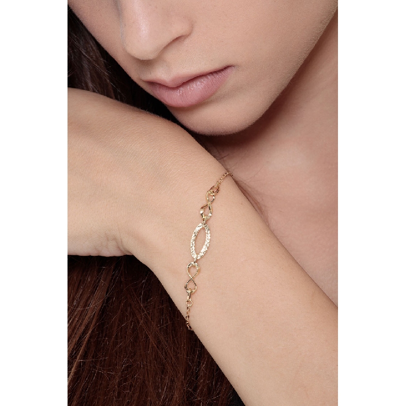 Bracelet fantaisie pour femme en or jaune 750 Bracelet fantaisie pour femme en or jaune 750