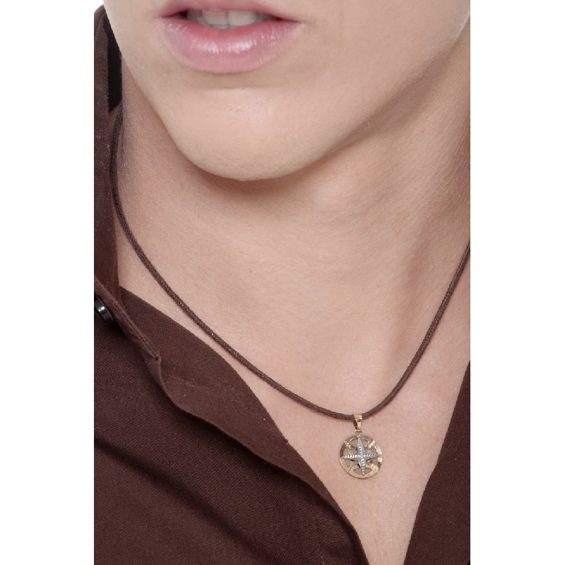Pendentif en or blanc et jaune 18 carats avec rose des vents Pendentif en or blanc et jaune 18 carats avec rose des vents