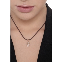 Pendentif fille en or rose avec pavé de zircones 2